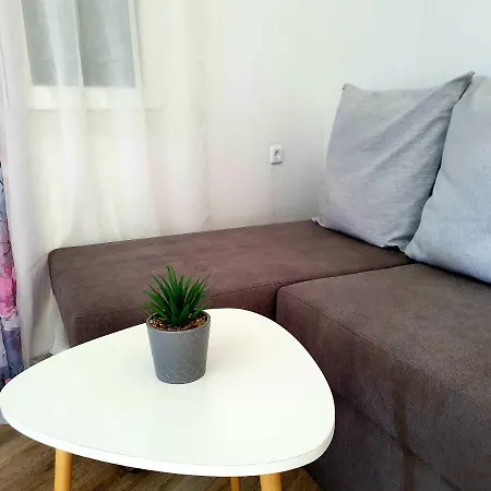 River Kriaritsi בית כפרי *