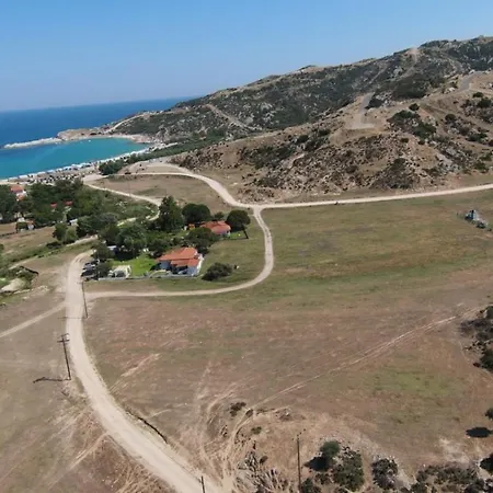 River Kriaritsi בית כפרי *